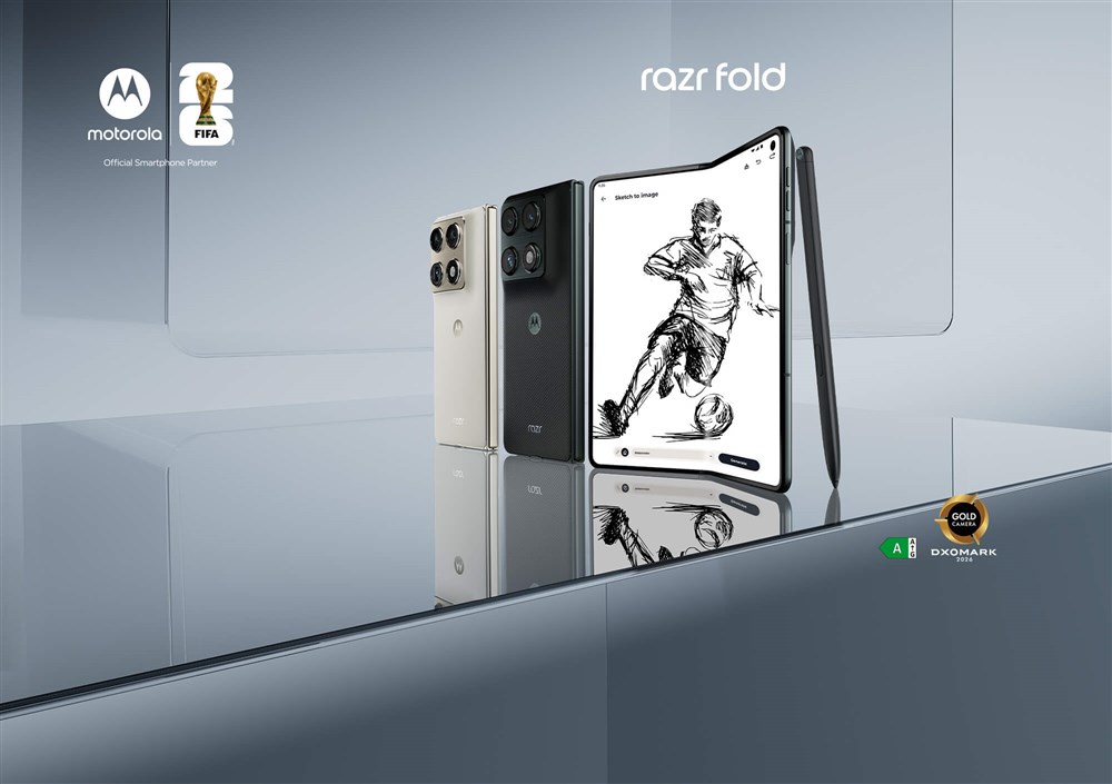 Motorola Razr Fold предварителна поръчка - 2000x1410px.
